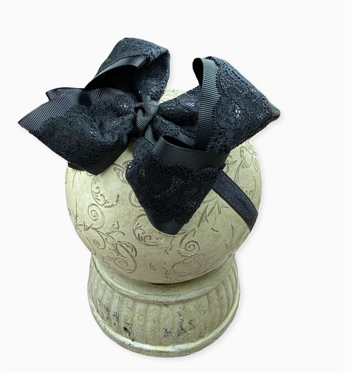 Chantilly Lace Classic Bow Headband