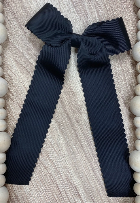 Scalloped Long Tail Bow with Alligator Clip